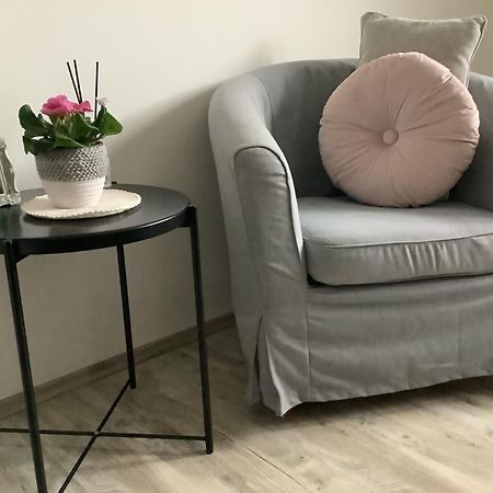 Ezuest Boroka Apartman Eger Ngoại thất bức ảnh