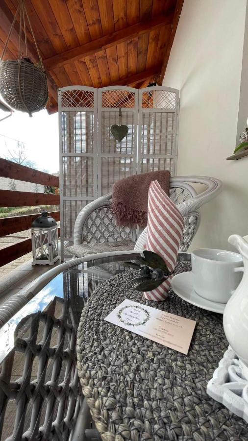 Ezuest Boroka Apartman Eger Ngoại thất bức ảnh